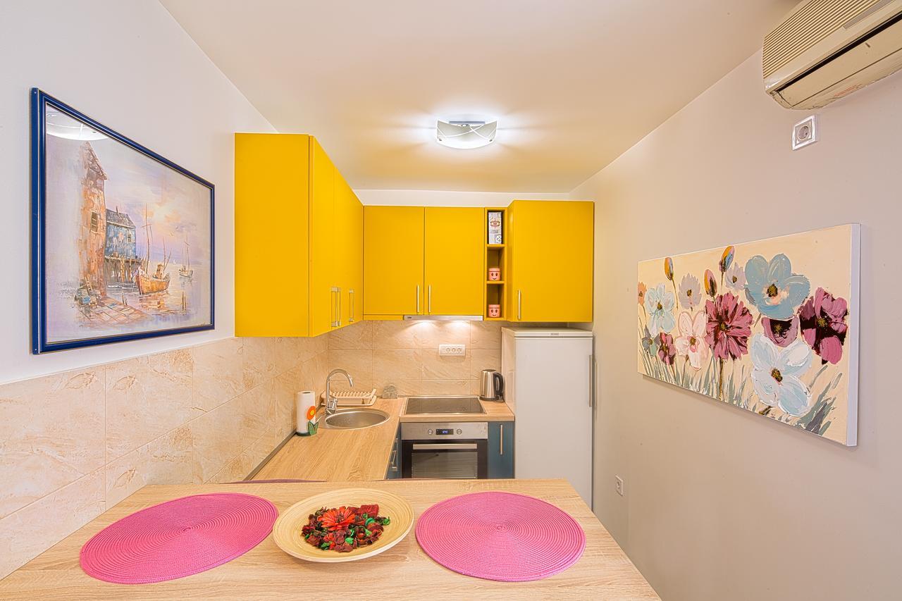 Apartman Aleksandra Будва Экстерьер фото